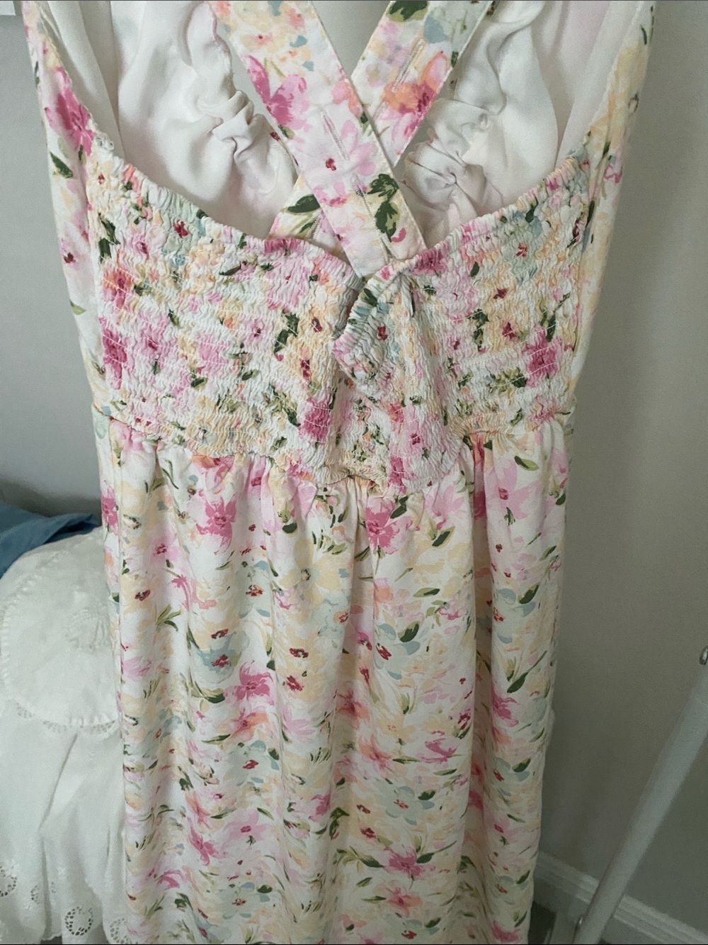 Abercrombie & Fitch Floral Dress in Pink & Cream - Picture 5 of 5